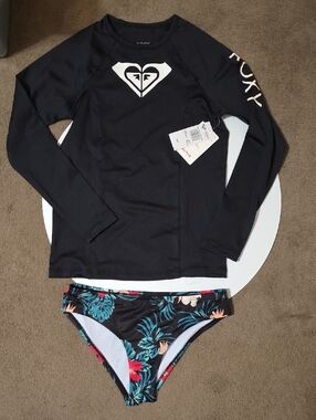Roxy Black Rash Guard with Tropical Floral Bikini Bottoms
